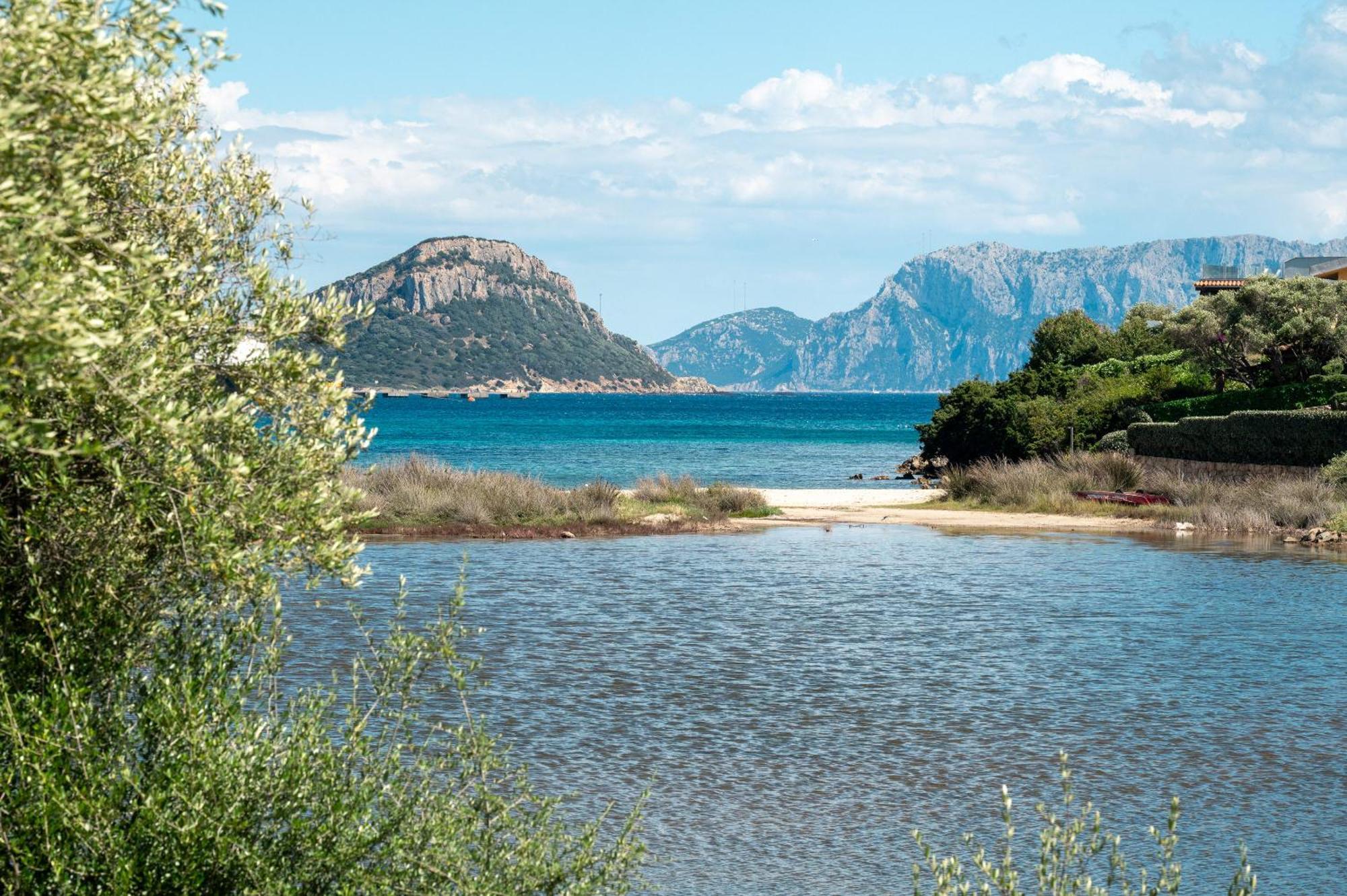 Villaggio Perlacea - Your House In Sardinia ゴルフォ・アランチ エクステリア 写真