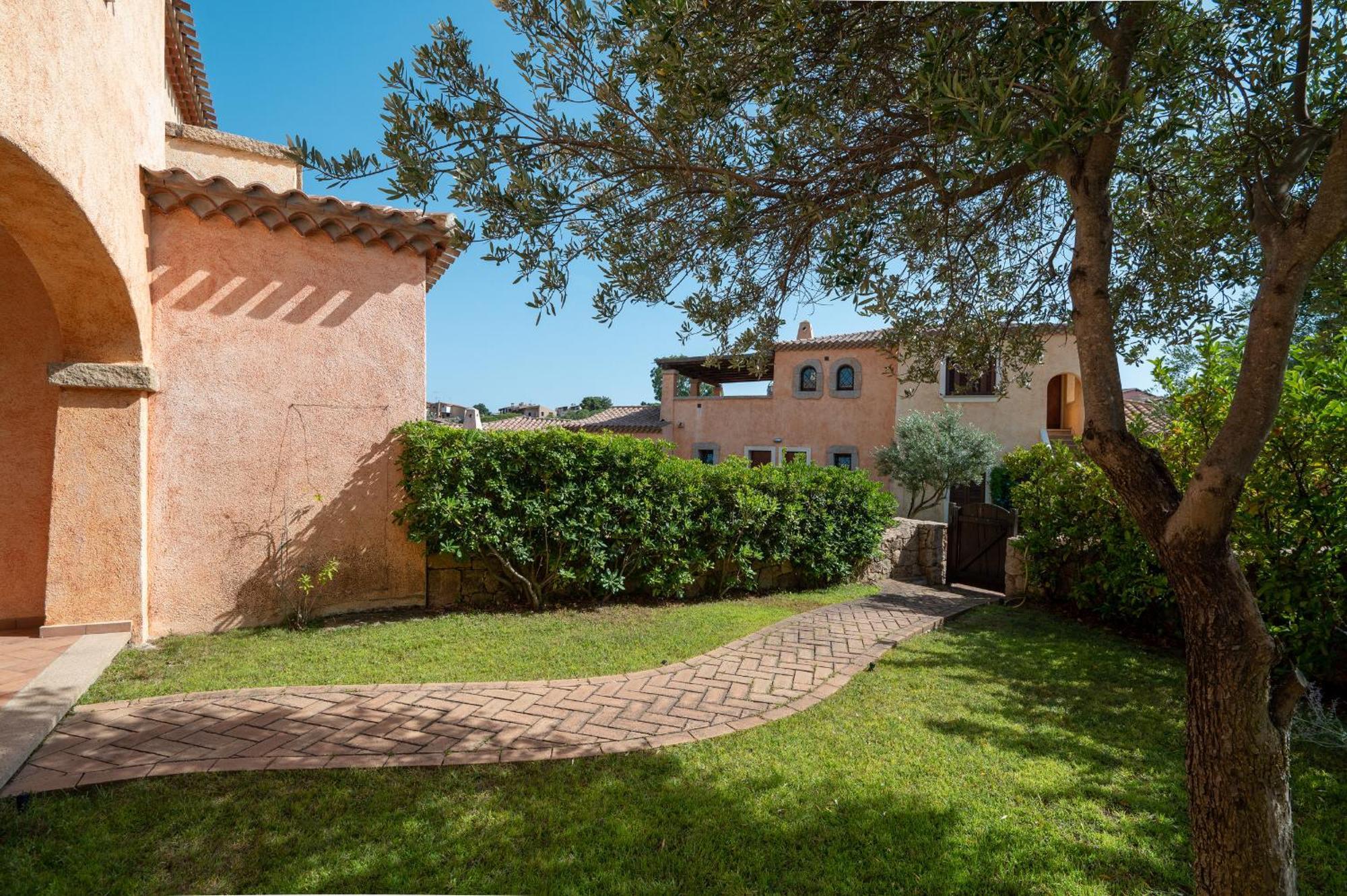 Villaggio Perlacea - Your House In Sardinia ゴルフォ・アランチ エクステリア 写真